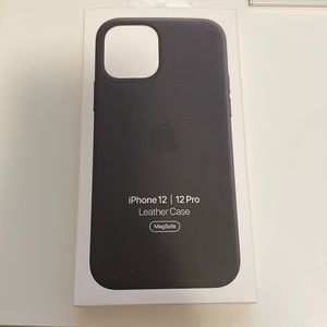 Apple iPhone 12/12 Pro Leather Case MagSafe